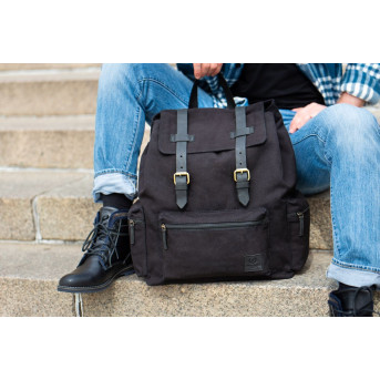 DUŻY MIEJSKI PLECAK DLA MĘŻCZYZNY VINTAGE PAOLO PERUZZI T-24-BL