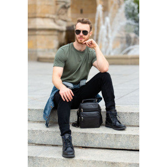 PRAKTYCZNA MĘSKA SASZETKA NA RAMIĘ PAOLO PERUZZI T-28-BL