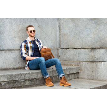 PRAKTYCZNA MĘSKA SASZETKA NA RAMIĘ VINTAGE PAOLO PERUZZI T-28-HBR