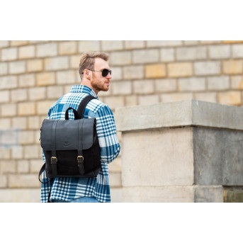 DUŻY MĘSKI PLECAK VINTAGE PAOLO PERUZZI T-29-BL