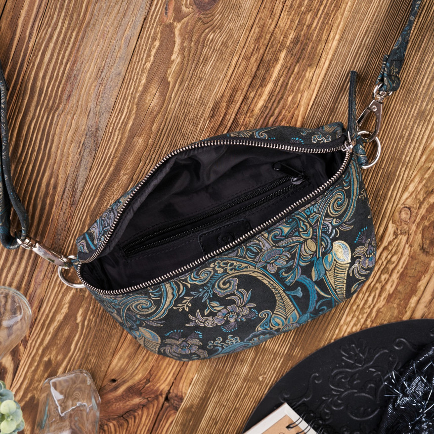 SASZETKA NERKA DAMSKA SKÓRZANA Z PRINTEM ORIENTALNYM PAOLO PERUZZI T-36-G