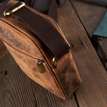 SKÓRZANA SASZETKA MĘSKA NA RAMIĘ PAOLO PERUZZI T-75-HBR