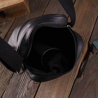 SKÓRZANA TOREBKA MĘSKA NA RAMIĘ PAOLO PERUZZI T-75-BL