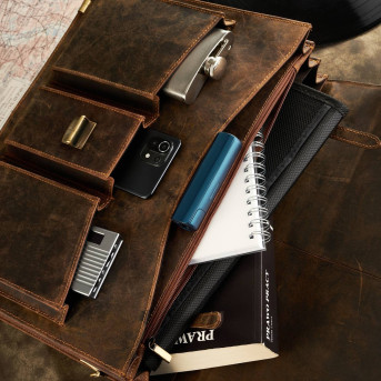 AKTÓWKA MĘSKA SKÓRZANA VINTAGE PAOLO PERUZZI T-80-HBR