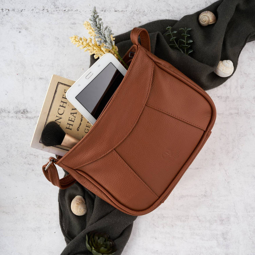 KONIAKOWA TOREBKA DAMSKA ZE SKÓRY PAOLO PERUZZI Z-54-CG