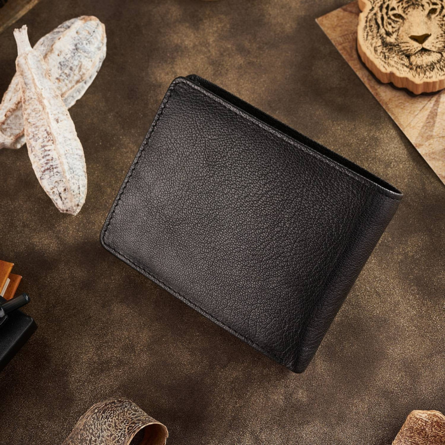 Zestaw prezentowy dla niego ZUP-76-BL SASZETKA MĘSKA NA RAMIĘ T-74 I SKÓRZANY PORTFEL MĘSKI T-79