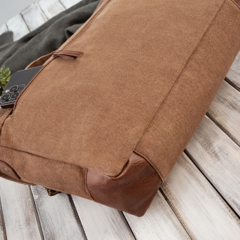 BRĄZOWA TORBA MĘSKA ZE SKÓRY WEGAŃSKIEJ PAOLO PERUZZI E-07-BR