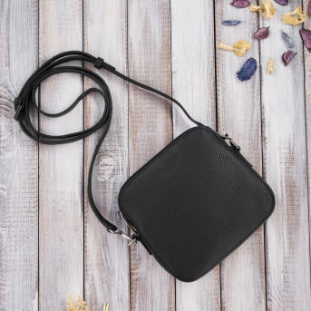 Torebka damska mała skórzana IN-61 torebeczka damska ze skóry naturalnej czarna PAOLO PERUZZI