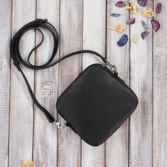 Torebka damska mała skórzana IN-61 torebeczka damska ze skóry naturalnej czarna PAOLO PERUZZI