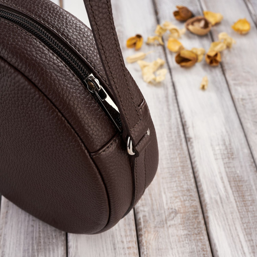 TOREBKA DAMSKA NA RAMIĘ SKÓRZANA BRĄZOWA OKRĄGŁA PAOLO PERUZZI IN-63-BR