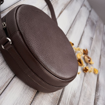 TOREBKA DAMSKA NA RAMIĘ SKÓRZANA BRĄZOWA OKRĄGŁA PAOLO PERUZZI IN-63-BR