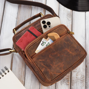 PRAKTYCZNA MĘSKA SASZETKA NA RAMIĘ VINTAGE PAOLO PERUZZI T-28-HBR