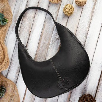 Torebka damska na ramię skórzana czarna półokrągła Paolo Peruzzi