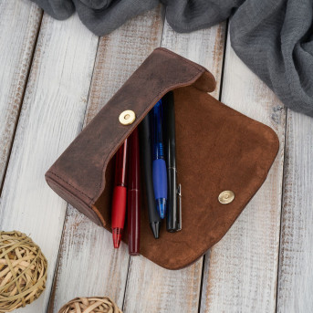 Etui na okulary skórzane sztywne Paolo Peruzzi piórnik na magnes