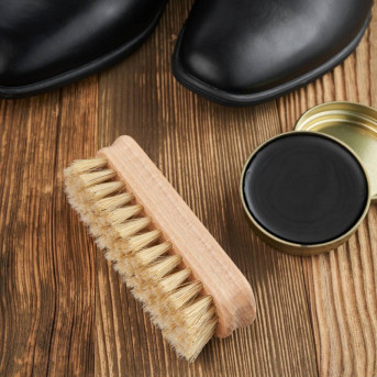 Szczotka do butów drewniana z końskim włosiem Paolo Peruzzi W-12-PN