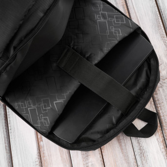 Plecak miejski na laptopa wodoodporny duży z pokrowcem Paolo Peruzzi