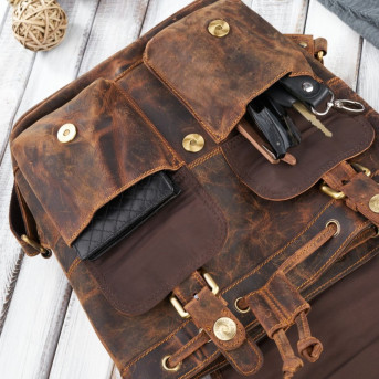 ZESTAW PREZENTOWY DLA NIEJ ZUP-101-BR PLECAK SKÓRZANY T-16-BR PORTFEL SKÓRZANY T-05-BR I BRELOK DO KLUCZY T-86-HBR