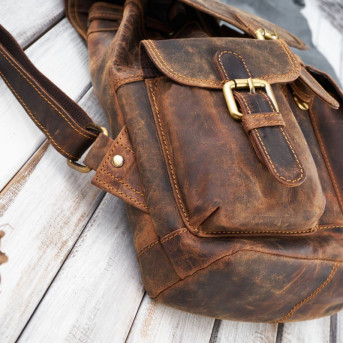 ZESTAW PREZENTOWY DLA NIEJ ZUP-101-BR PLECAK SKÓRZANY T-16-BR PORTFEL SKÓRZANY T-05-BR I BRELOK DO KLUCZY T-86-HBR