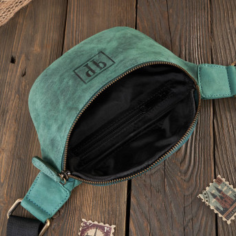 SASZETKA DAMSKA SKÓRZANA NERKA W STYLU VINTAGE ZIELONA PAOLO PERUZZI T-97-HGR