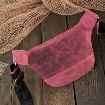 SASZETKA DAMSKA SKÓRZANA NERKA W STYLU VINTAGE  RÓŻOWA PAOLO PERUZZI T-97-HCH