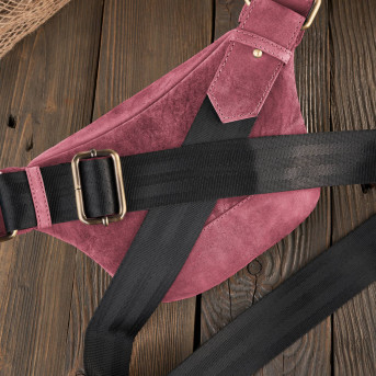 SASZETKA DAMSKA SKÓRZANA NERKA W STYLU VINTAGE  RÓŻOWA PAOLO PERUZZI T-97-HCH