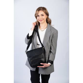 Torebka damska listonoszka na ramię vintage czarna Paolo Peruzzi T-61