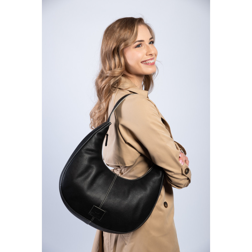 Torebka damska na ramię skórzana czarna półokrągła Paolo Peruzzi