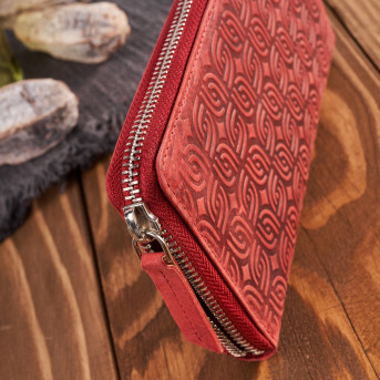 Portfel damski skórzany czerwony w geometryczny wzór vintage T-116-HRD