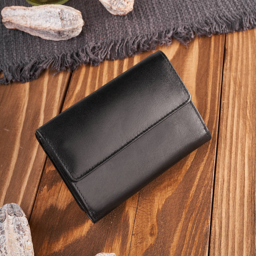 Portfel damski skórzany czarny klasyczny mały RFID T-32-BL