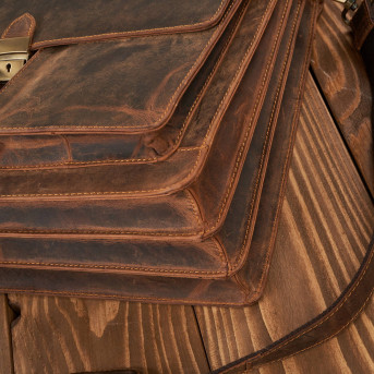 Torba męska na ramię skórzana do pracy aktówka na dokumenty i laptopa