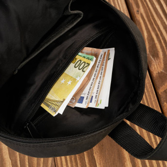 Plecaczek damski skórzany czarny vintage mały plecak miejski T-18-BL