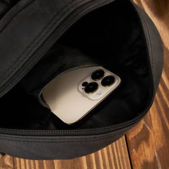 Plecaczek damski skórzany czarny vintage mały plecak miejski T-18-BL