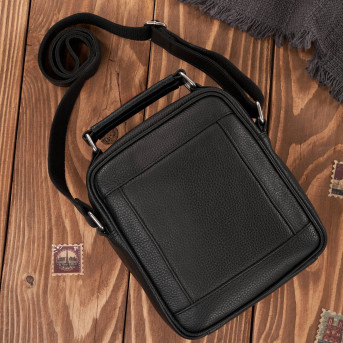 Saszetka męska na ramię skórzana elegancka do pracy praktyczna