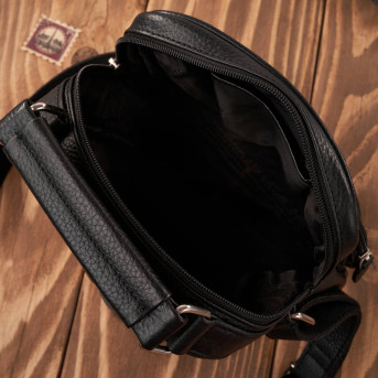 Saszetka męska na ramię skórzana elegancka do pracy praktyczna