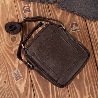 Saszetka męska na ramię skórzana elegancka do pracy praktyczna