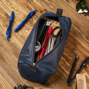 Kosmetyczka skórzana granatowa i etui na klucze ze skóry naturalnej