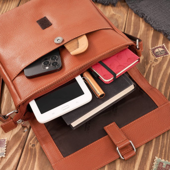 Listonoszka damska skórzana mała torebka damska koniakowa