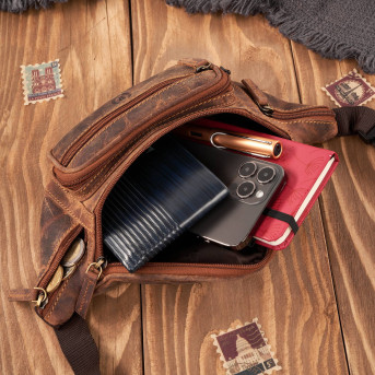 Saszetka męska skórzana klasyczna nerka biodrowa