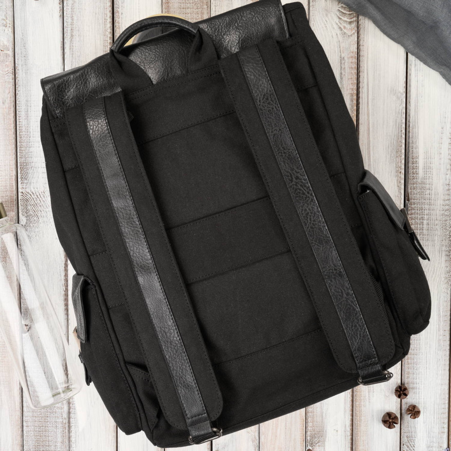 Plecak męski czarny do szkoły A4 na laptopa plecak podróżny wegański Paolo Peruzzi