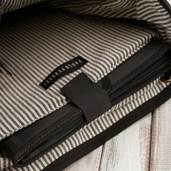 Plecak męski czarny do szkoły A4 na laptopa plecak podróżny wegański Paolo Peruzzi