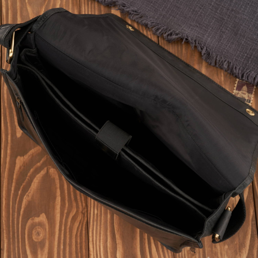 TORBA MĘSKA NA RAMIĘ CZARNA PAOLO PERUZZI VINTAGE T-07-BL