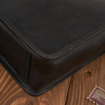 TORBA MĘSKA NA RAMIĘ CZARNA PAOLO PERUZZI VINTAGE T-07-BL