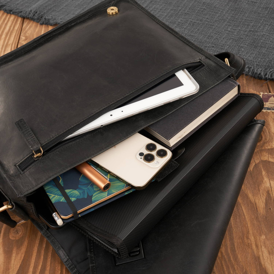 TORBA MĘSKA NA RAMIĘ CZARNA PAOLO PERUZZI VINTAGE T-07-BL