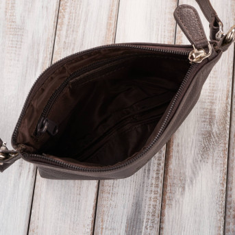 Torebka damska skórzana na ramię kompaktowa kopertówka brązowa