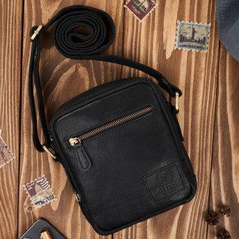 Saszetka męska skórzana na ramię czarna vintage