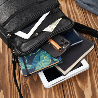 Torba męska na ramię listonoszka skórzana czarna do pracy