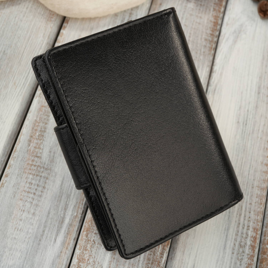 Portfel damski skórzany średni czarny z zabezpieczeniem RFID