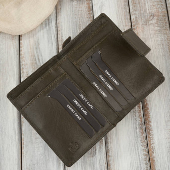 Portfel damski skórzany średni ciemnozielony z zabezpieczeniem RFID