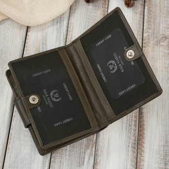 Portfel damski skórzany średni ciemnozielony z zabezpieczeniem RFID