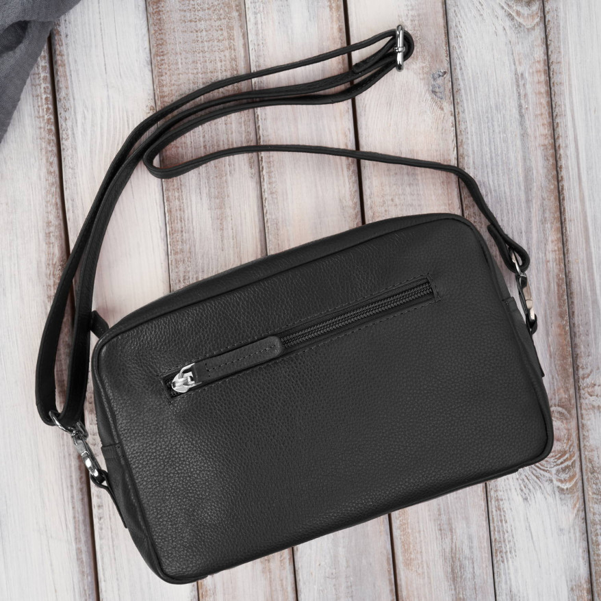 Torebka damska skórzana na ramię klasyczna czarna pojemna E-30-BL